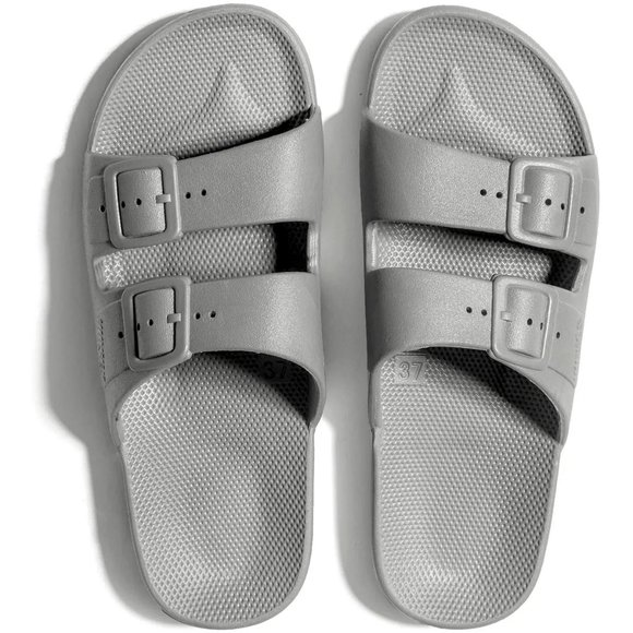 🖤 NWT Freedom Moses Scented Slide Sandals / Metallic - 7/8 🖤 - Picture 3 of 4